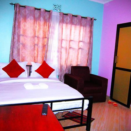 Safari Park House Bed and Breakfast Arusha Eksteriør billede