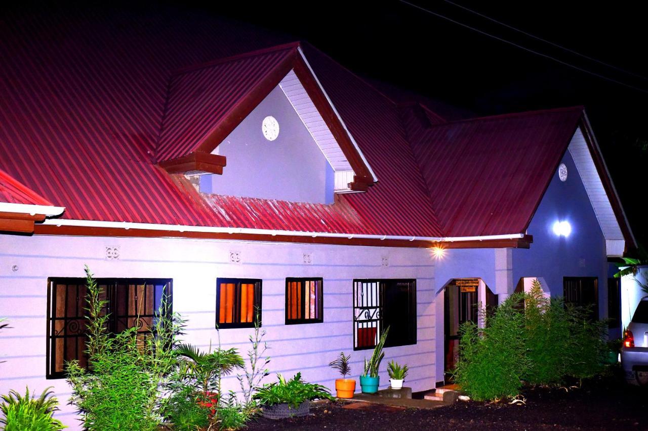 Safari Park House Bed and Breakfast Arusha Eksteriør billede