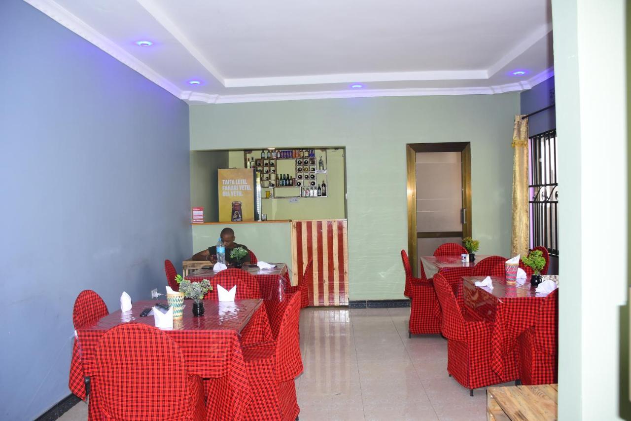 Safari Park House Bed and Breakfast Arusha Eksteriør billede