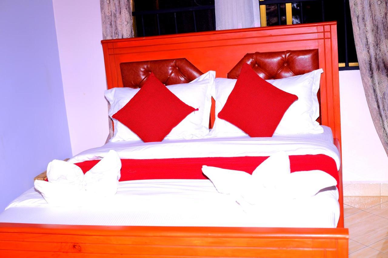 Safari Park House Bed and Breakfast Arusha Eksteriør billede