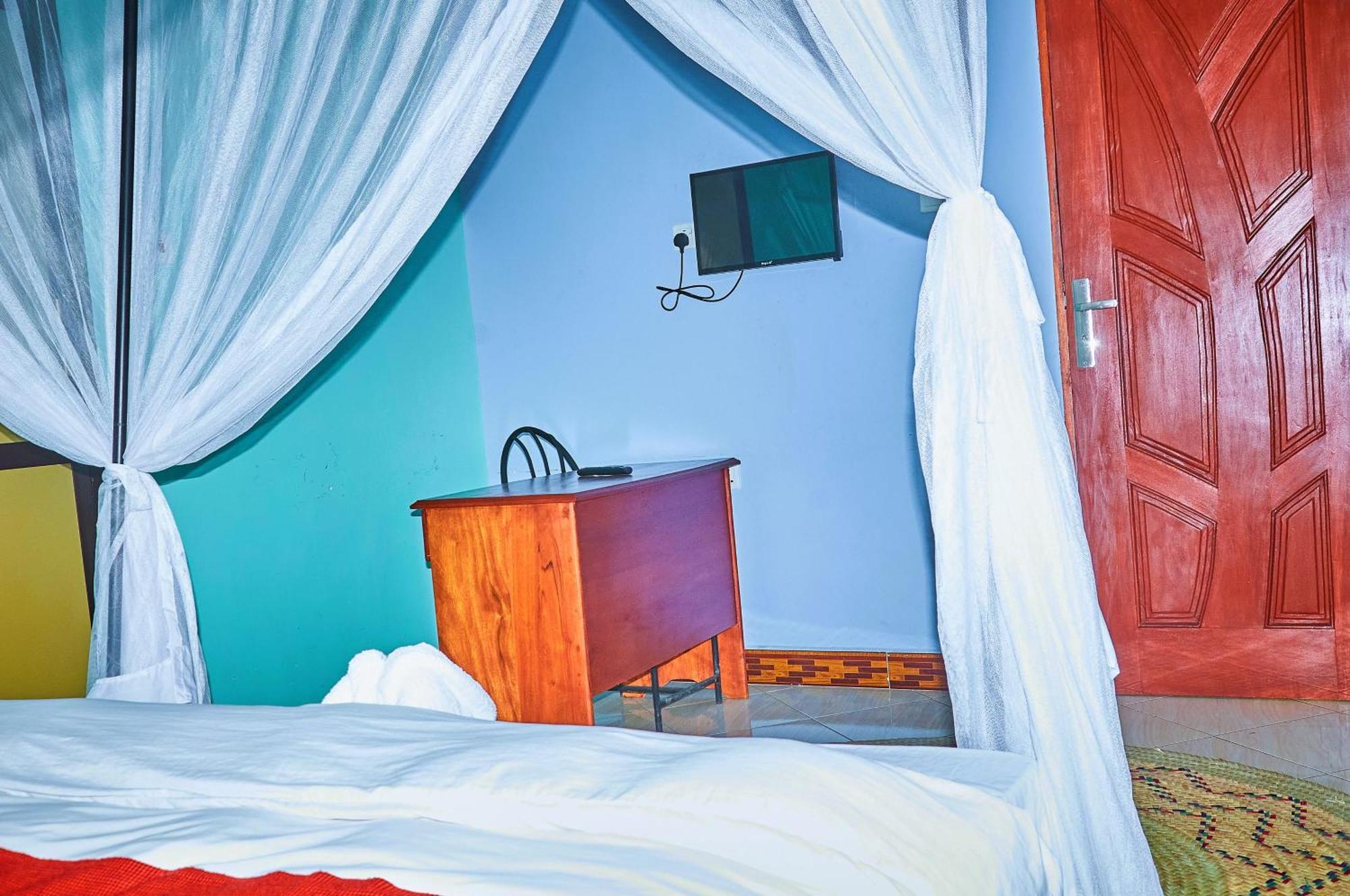 Safari Park House Bed and Breakfast Arusha Eksteriør billede
