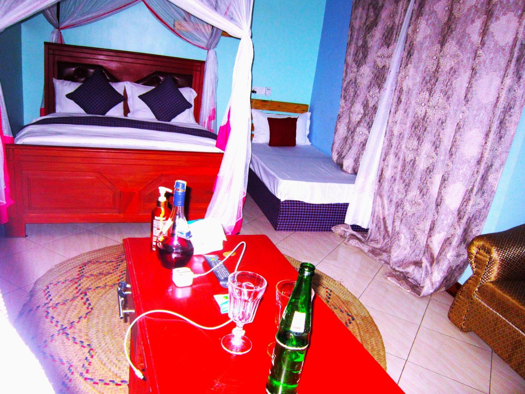 Safari Park House Bed and Breakfast Arusha Eksteriør billede