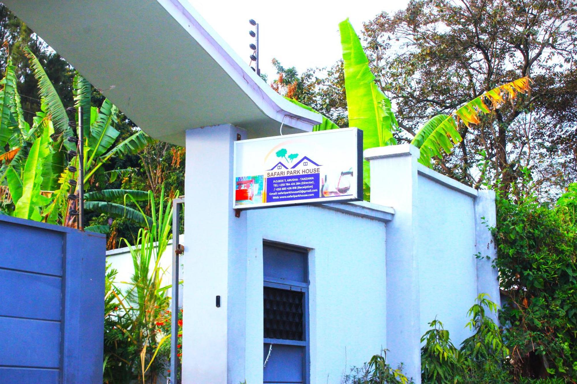 Safari Park House Bed and Breakfast Arusha Eksteriør billede